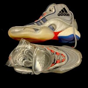 Wore twice men’s or woman’s 98 Crazy BYW 'Silver Metallic'